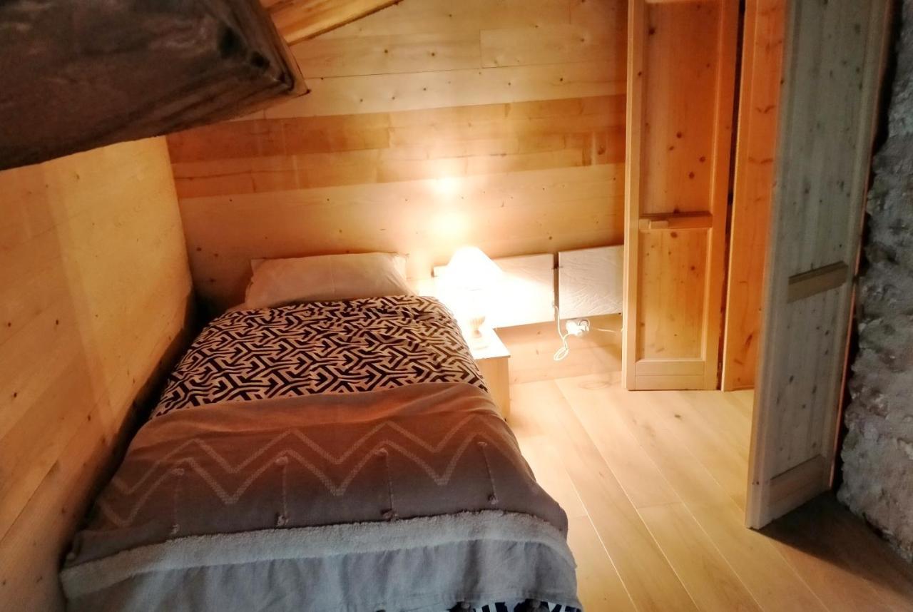Maison En Pierre Fiastra Kültér fotó