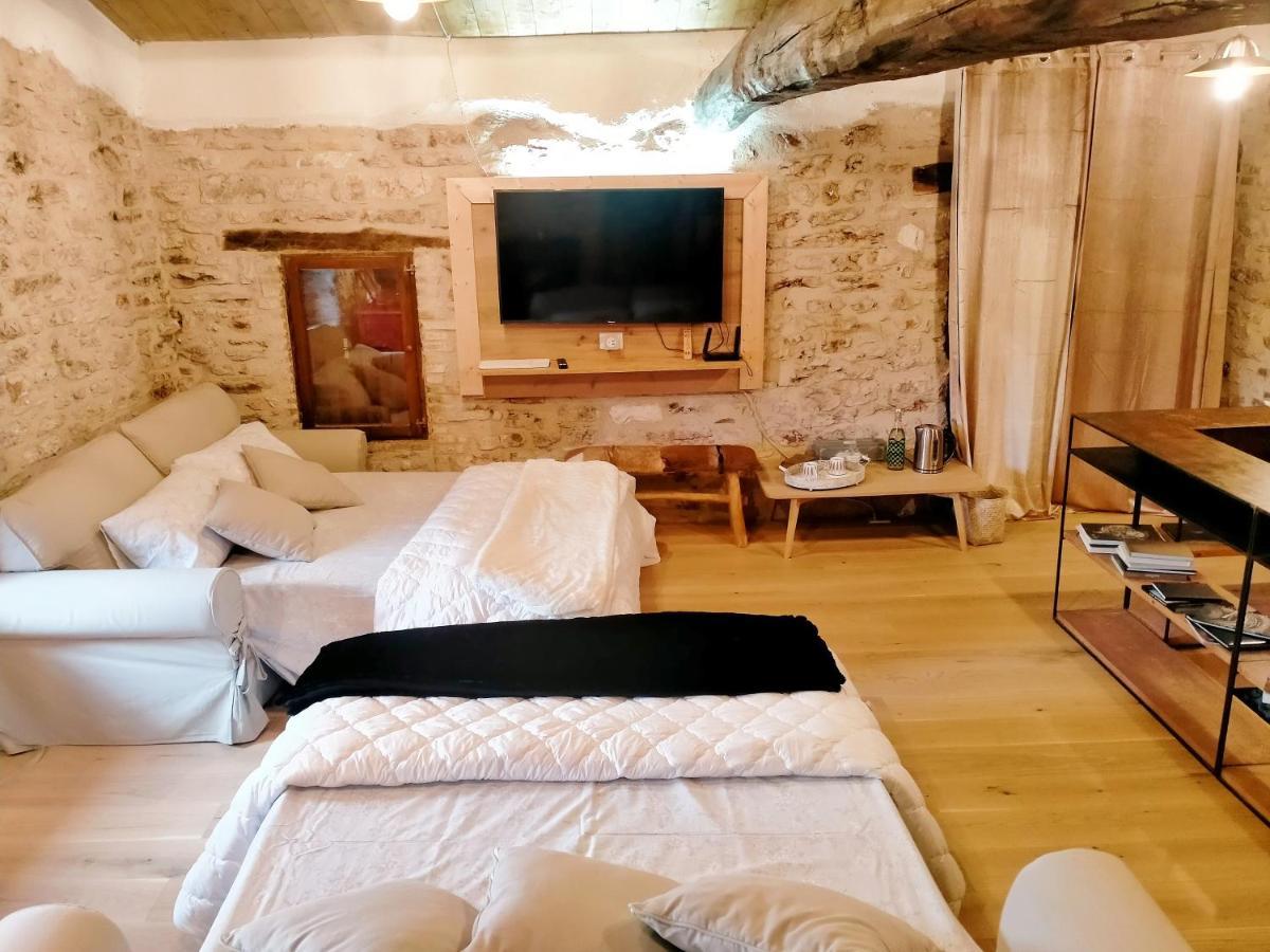 Maison En Pierre Fiastra Kültér fotó