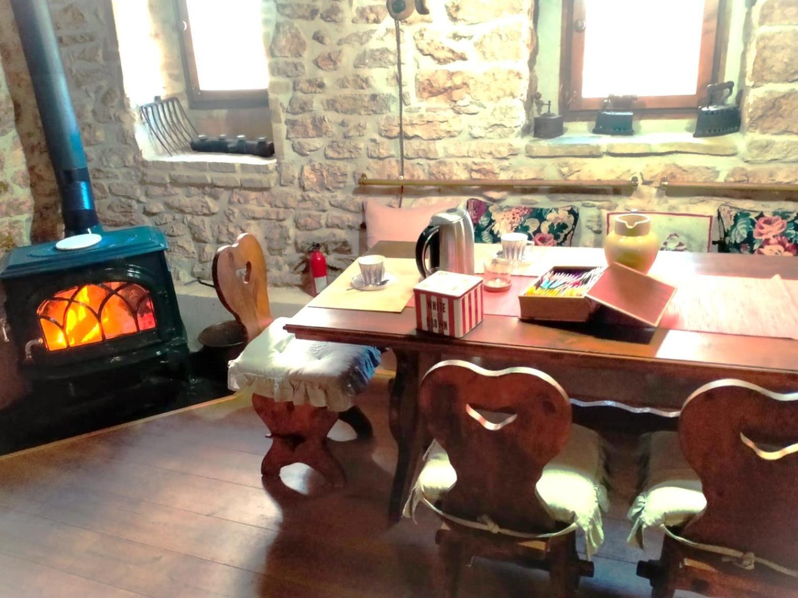 Maison En Pierre Fiastra Kültér fotó